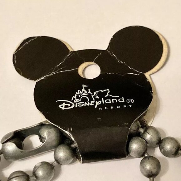 Vintage Disney Pirates of the Caribbean Necklace Tia Dalma Calypso Witch 17.5" - Picture 7 of 12